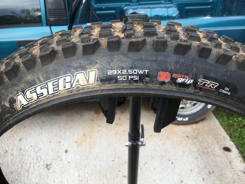 maxxis assegai 27.5 x2 8