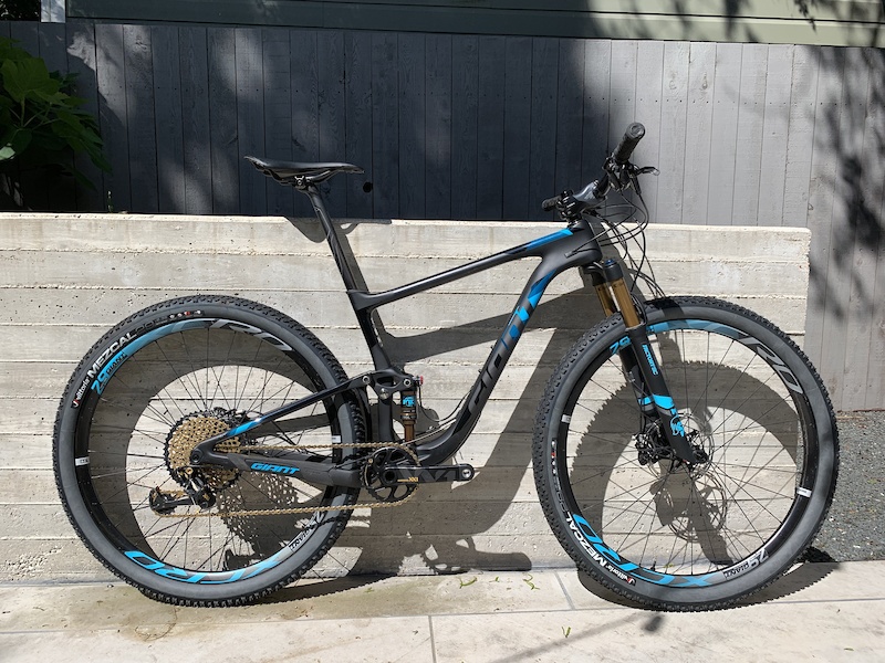 giant anthem pro 1 2018