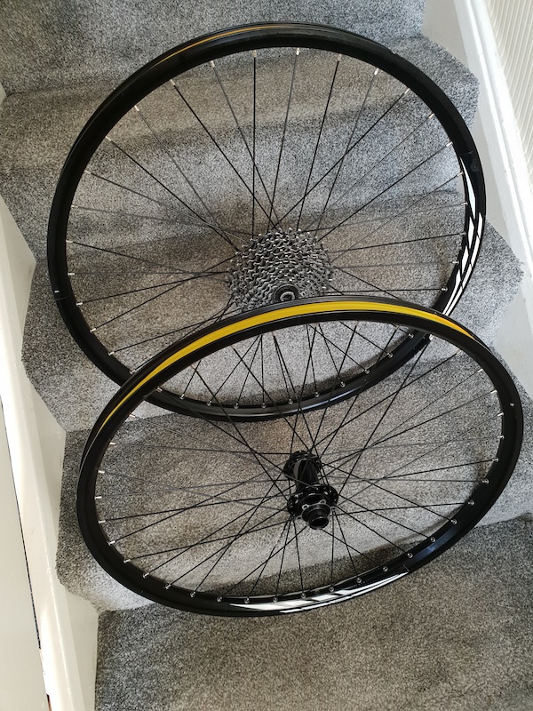 SPECIALIZED ENDURO WHEELSET FORMULA HUBS For Sale