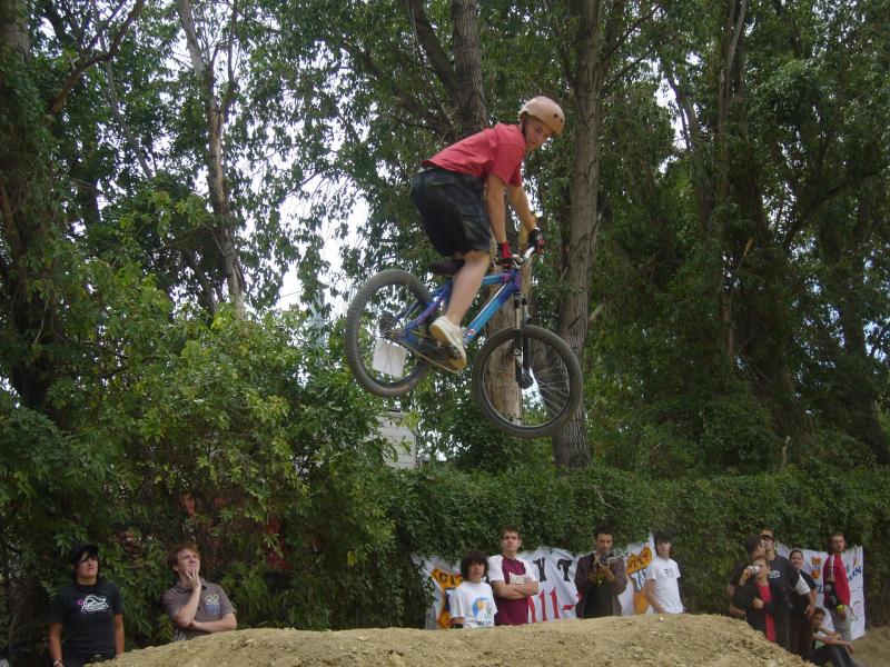 360 on the dirt contest in sashegy 2007 summer