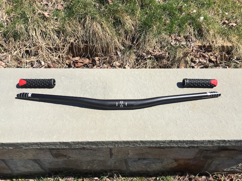 pivot bike grips