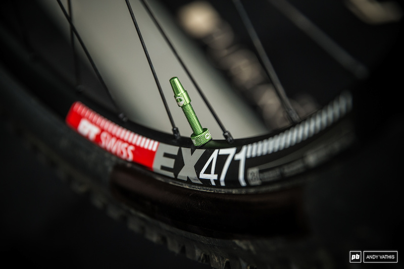 29 x 27.5 combo has been given the green light for Specialized.