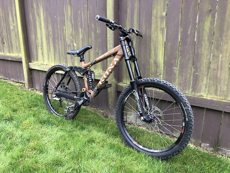 2005 Kona Stinky Dee-Lux For Sale