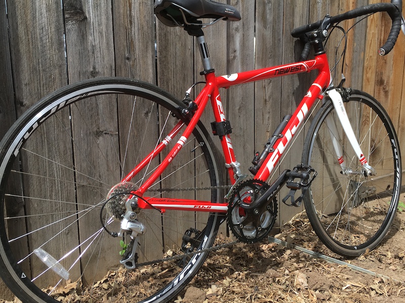 11 Fuji Newest 3 0 Road Bike For Sale