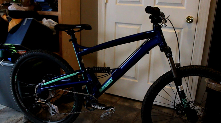 diamondback atroz 3 mountain bike