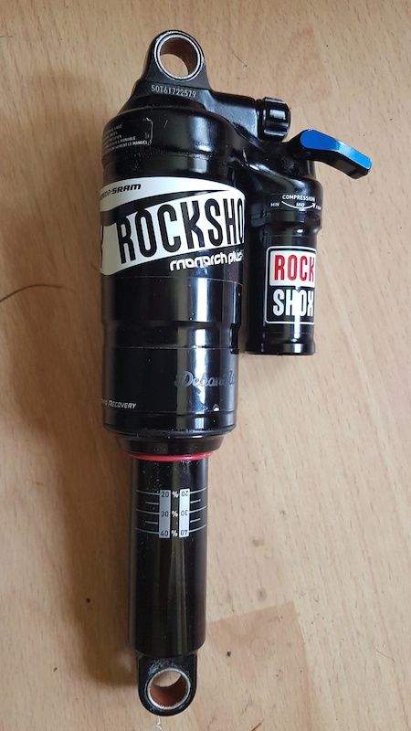 RockShox - Pulsante Di Regolazione Compressione Per Ammortizzatore Posteriore Deluxe RT3 A1 (dal 2017) - Pezzo Di Ricambio Originale