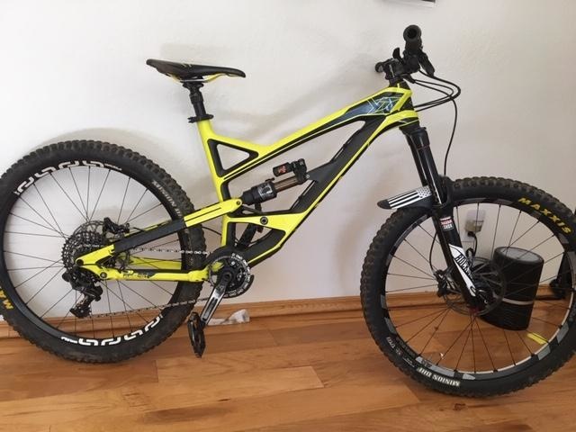 yt capra cf 2017