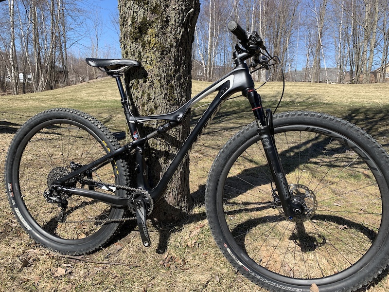 specialized era carbon