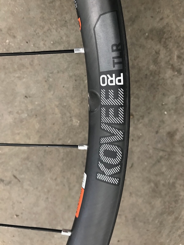 bontrager kovee pro 30 carbon