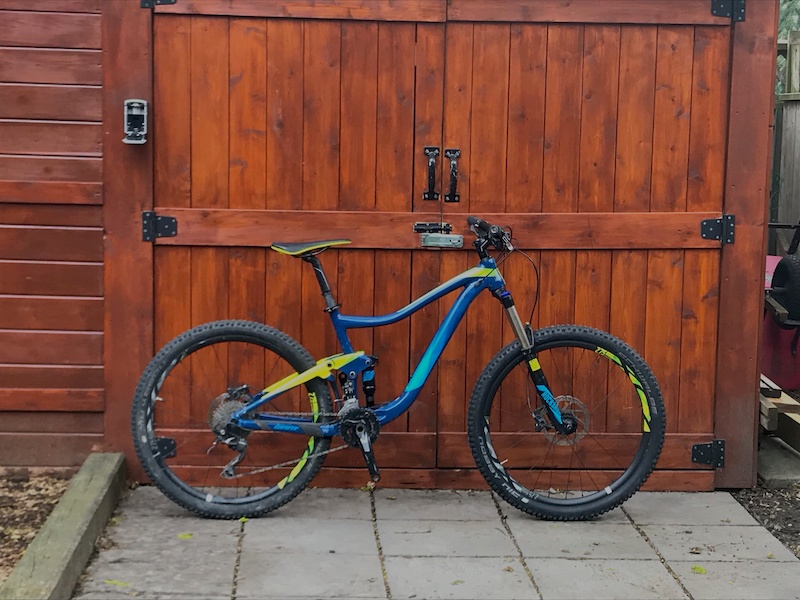 2017 giant trance 3 blue book