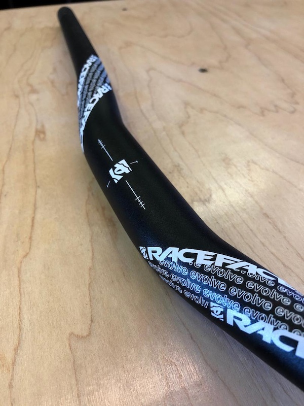 2019 Raceface Evolve handlebar - brand new For Sale