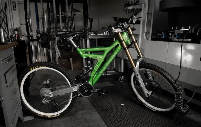 CHUMBA Racing F5 Downhill Chassis 