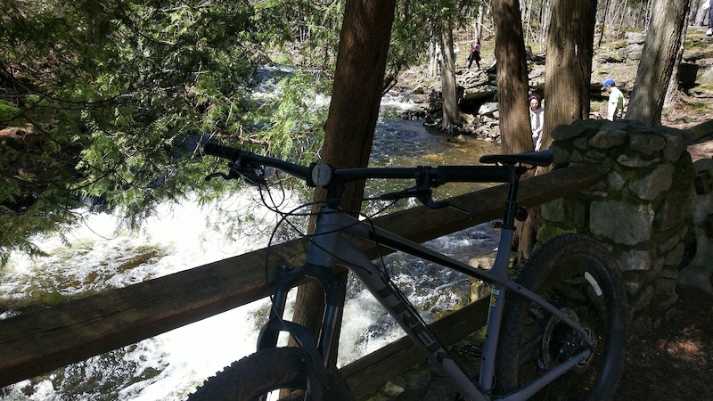 hilton falls mountain biking