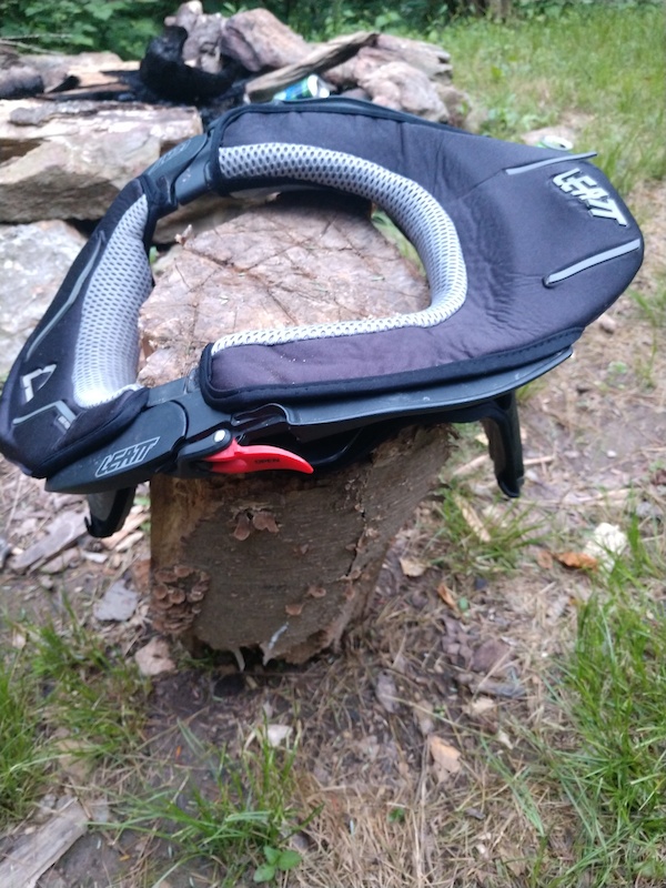 2016 Leatt Neck brace For Sale