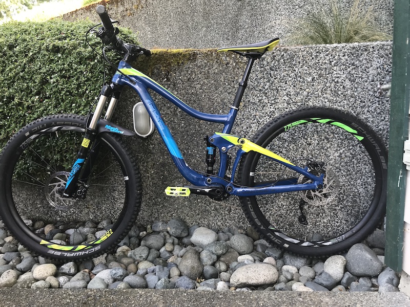 2017 giant trance 3 blue book