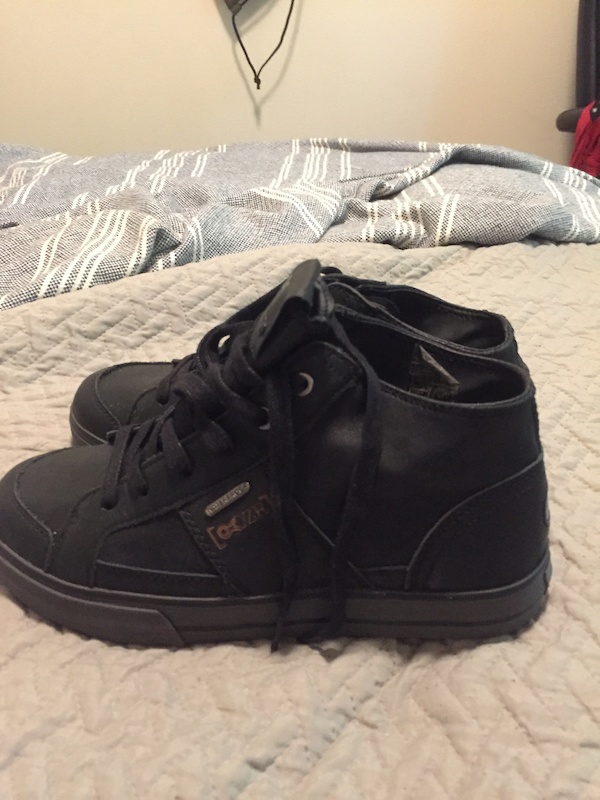 DZR H2O Commuter Shoes For Sale