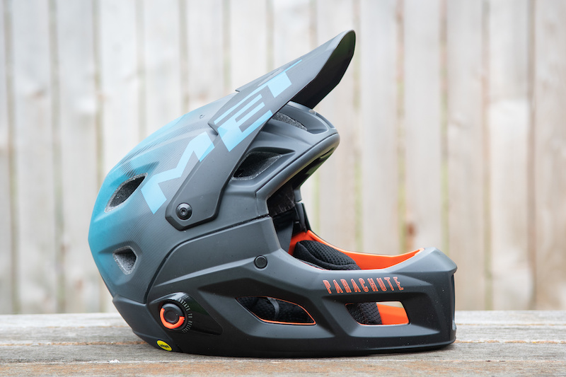 full face mountain bike helmet with removable chin bar