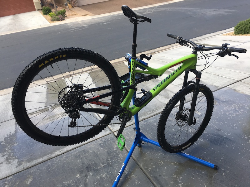 2017 specialized camber comp 29 blue book