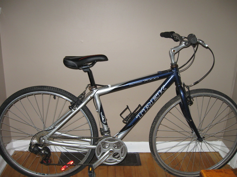 TREK 7100 COMMUTER $140 OR BEST OFFER 