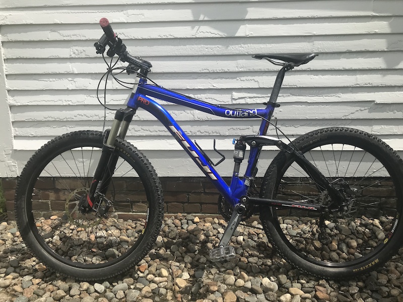 fuji outland pro mountain bike