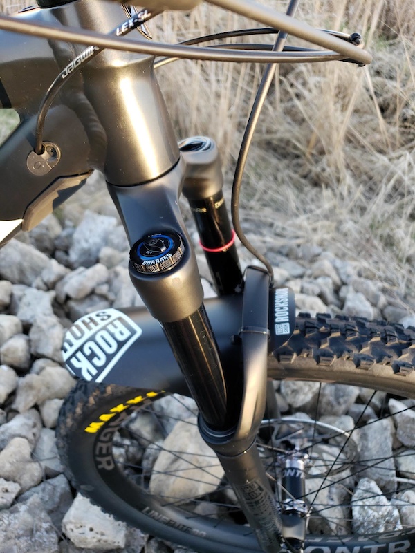 RockShox Yari RC with a Charger 2 damper upgrade
