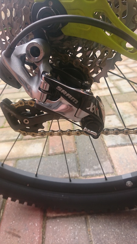 Dérailleur Arrière SRAM XX1 - 11 Vitesses, Cage Moyenne, Couleur Noir/rouge, Neuf