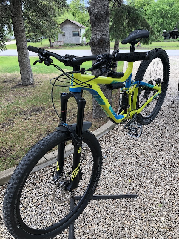 2016 Giant Reign 2 For Sale