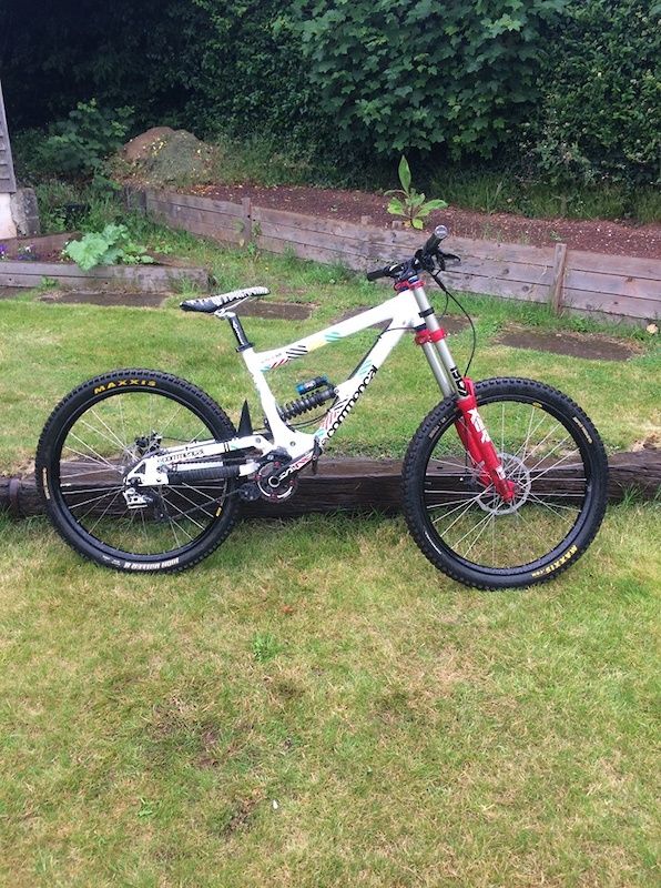 commencal supreme 2009