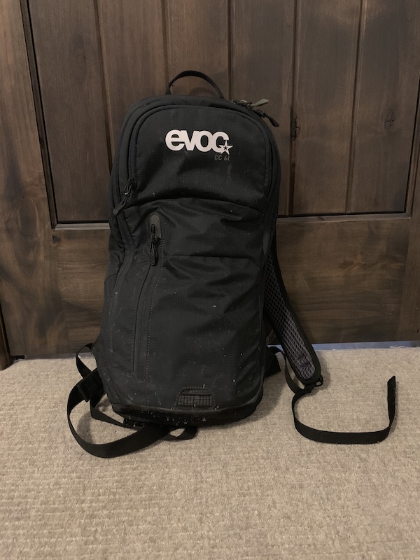 evoc hydration pack