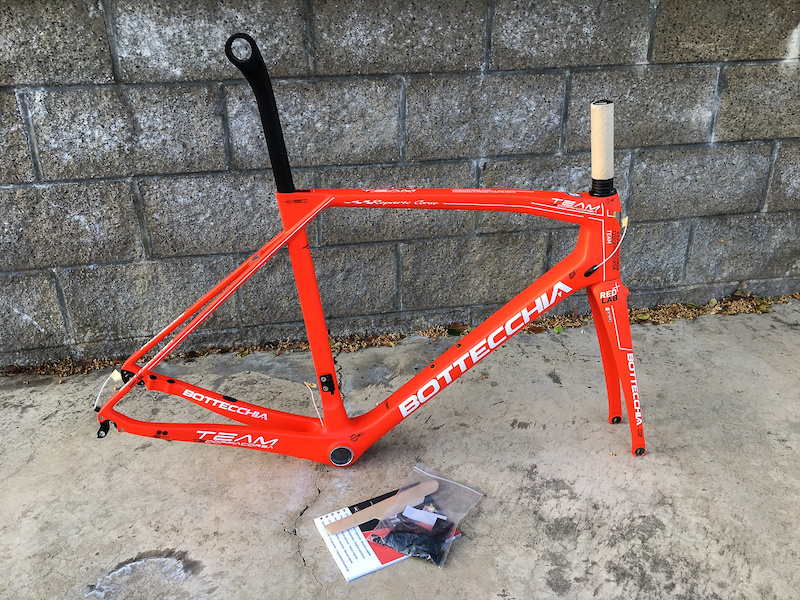 2018 Bottecchia T2 Doppia Corsa Team Frame 55.5 cm top tube For Sale