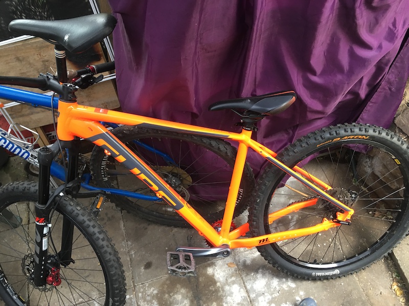 cube aim pro orange