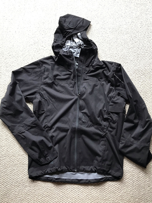 2019 ION - 3 LAYER RAIN JACKET SCRUB AMP - SIZE LARGE For Sale