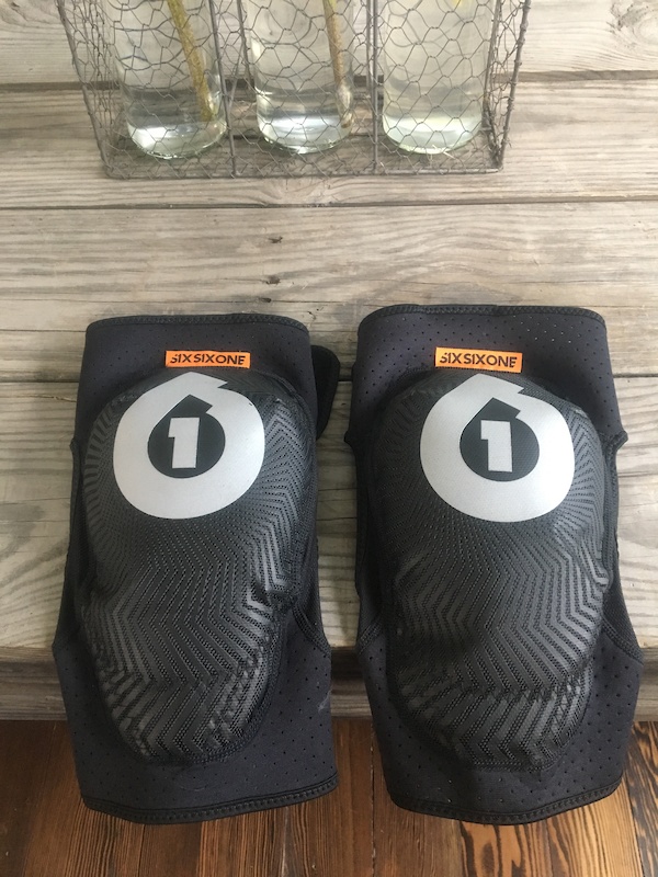 661 Knee Pads BRAND NEW For Sale