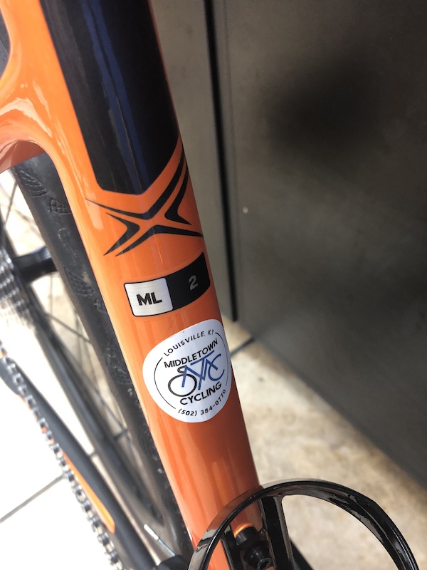 2018 Giant REVOLT ADVANCED 2 Gravel 
