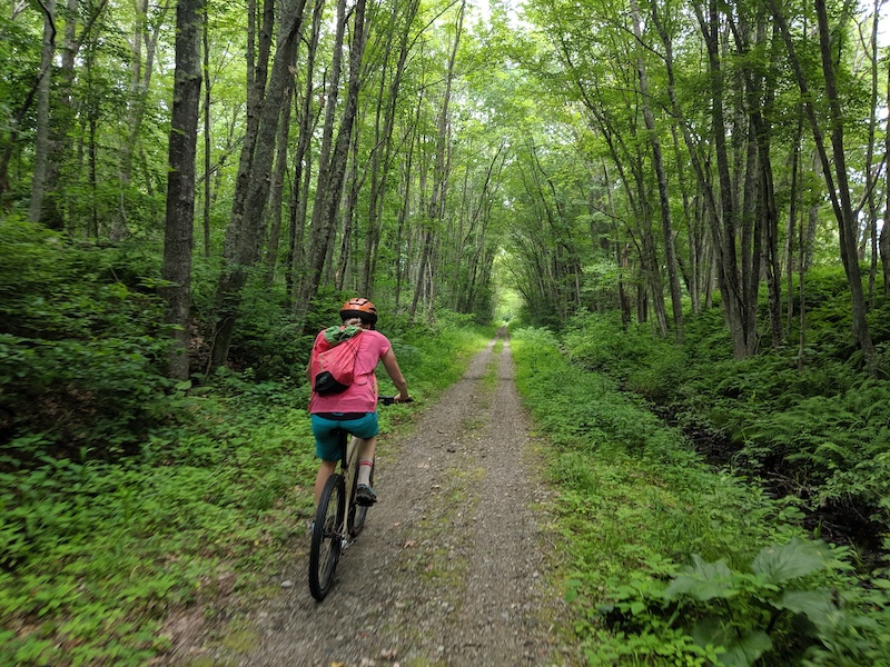 The south section measures 22 miles and, with east hampton and hebron leading the way, is the most utilized and improved. Air Line State Park Trail Mountain Biking Trail Hampton