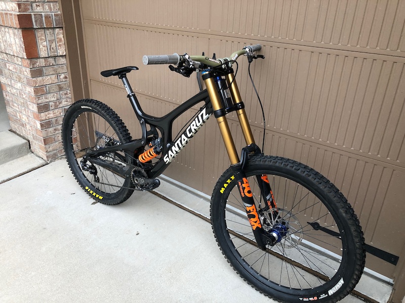 2018 santa cruz v10