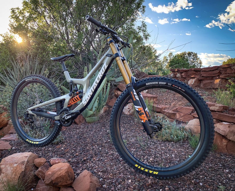 new santa cruz v10 2019