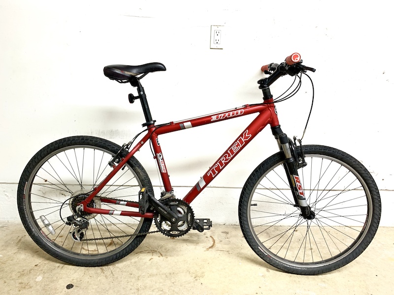 2005 trek 3700