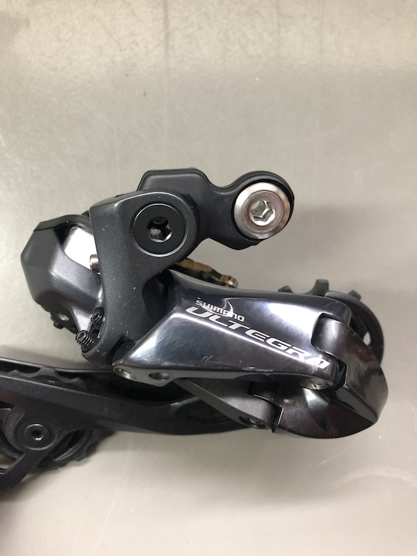 ultegra r 6800 rear derailleur