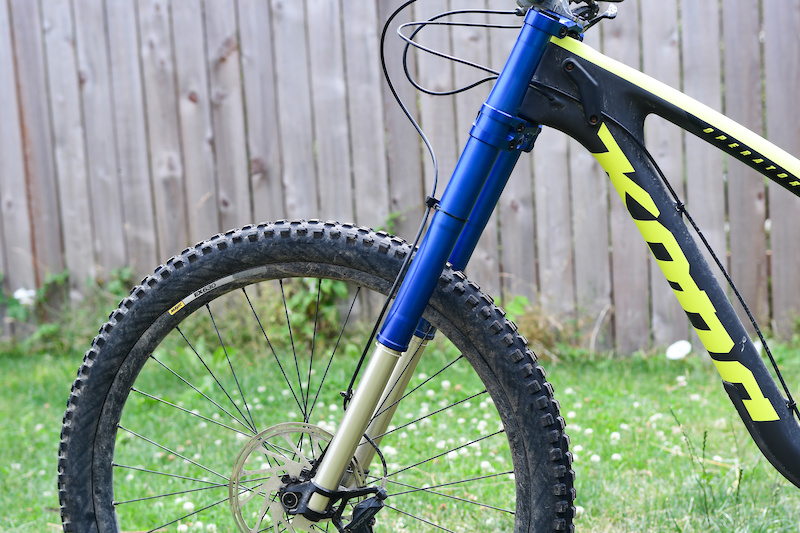 inverted mountain bike fork