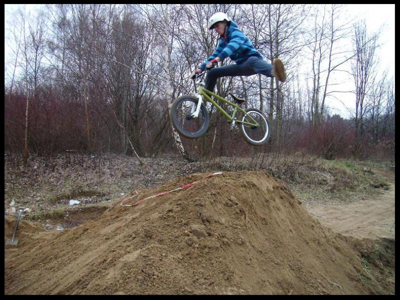 No footer on dirt.