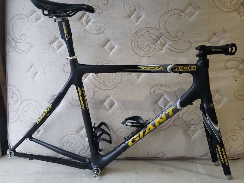 giant tcr once road bike