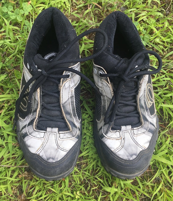Five Ten W�s Downhill Shoes, 8 For Sale