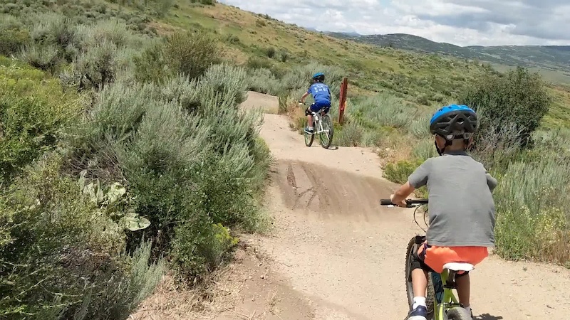 Meet the Flintstones Loop-De-Loopity Mountain Biking Route | Trailforks