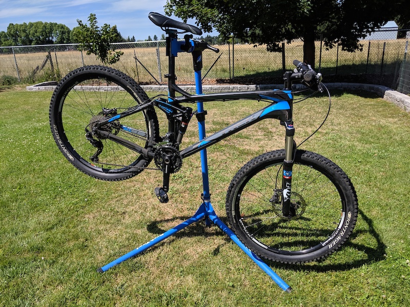 2012 Trek 9.7 Carbon Full Suspension For Sale