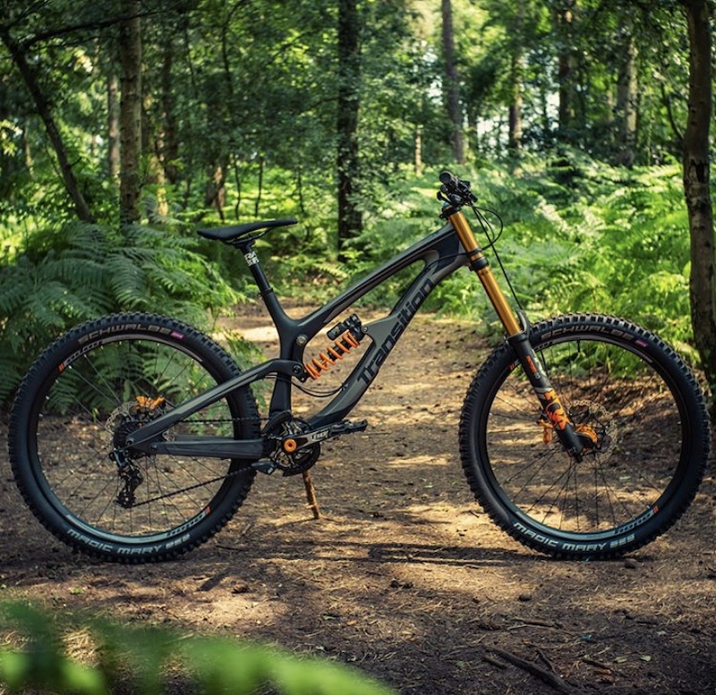 2018 Transition tr11 full carbon DH bike. Fox/Hope/Sram For Sale