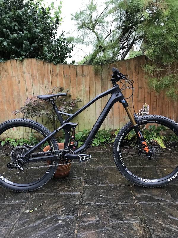 2018 Canyon Strive CF 9.0 Immaculate Condition For Sale