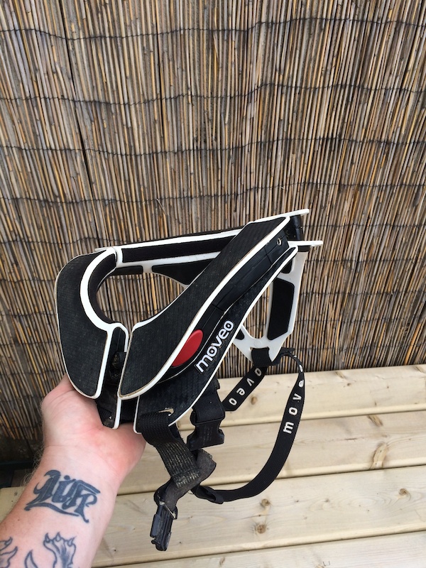 Moveo neck brace For Sale