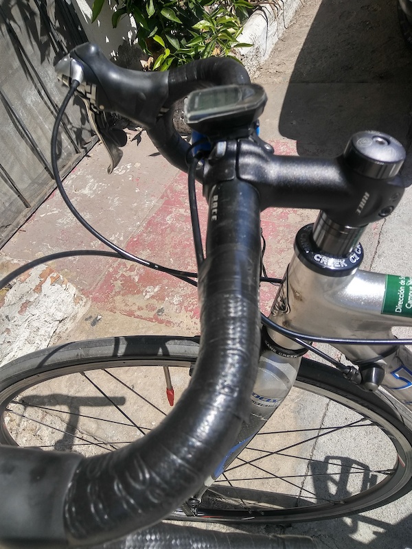trek 5000 oclv 120 carbon fiber road bicycle