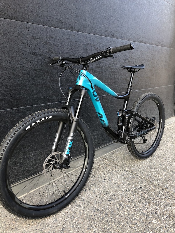 2019 liv intrigue advanced 2